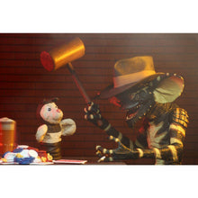 Load image into Gallery viewer, Gremlins Ultimate Flasher Gremlin Action Figure
