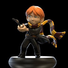Load image into Gallery viewer, Ron Weasley&#39;s First Spell Q-Fig Figure from Harry Potter
